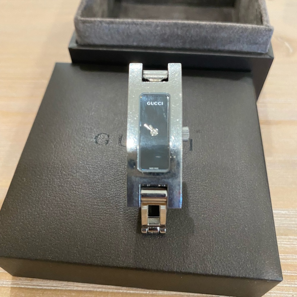 Authentic Gucci women watch, stainless steel 3900L - Picture 5 of 15